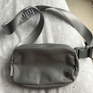 lulu belt bag